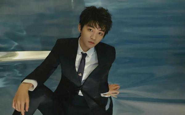 大家在金雞獎紅毯上的造型，你們更喜歡誰的呢？