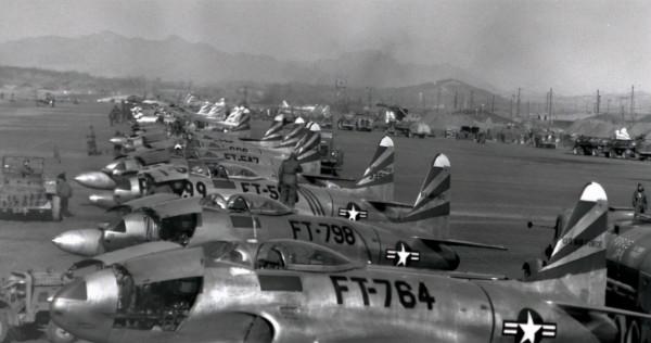 1953年，美軍偵察機被我軍高射機槍擊落，11人失蹤，發生了什麼事