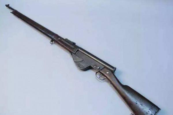 在抗日時期由我國自制的步槍，技術方面領先世界，但為何沒有量產