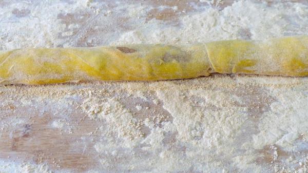 秋天多吃老南瓜,不炸不煎,低脂健康,做法簡單,軟糯筋道又多層 秋天多吃老南瓜,不炸不煎,低脂健康,做法簡單,軟糯筋道又多層