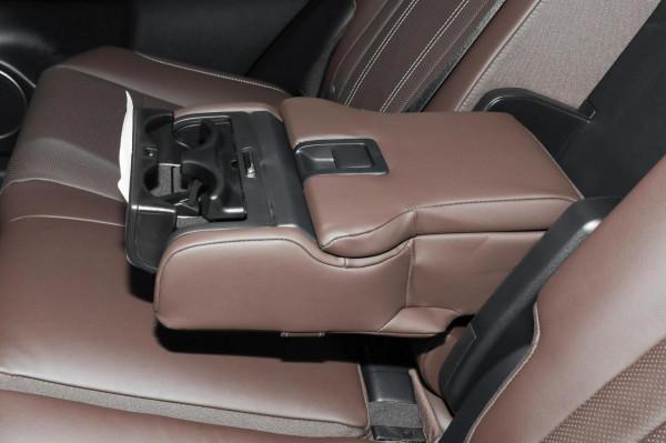 售價50.9萬，2.0T+6AT+四驅，舒適豪華，實拍雷克薩斯RX 300