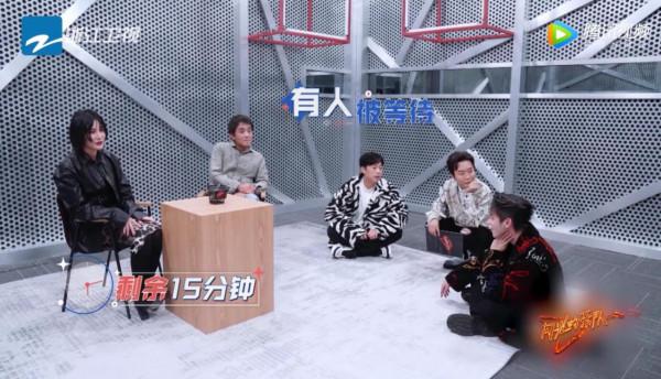 張碧晨的&OpenCurlyDoubleQuote;清醒&rdquo;讓三個隊很體面，張楚的&OpenCurlyDoubleQuote;迷糊&rdquo;讓李玉剛很尷尬