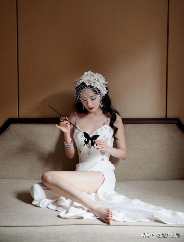 時尚大刊紅毯:42歲湯唯珠光寶氣,楊冪白紗遮面,周冬雨捂秋凍 時尚大刊紅毯:42歲湯唯珠光寶氣,楊冪白紗遮面,周冬雨捂秋凍