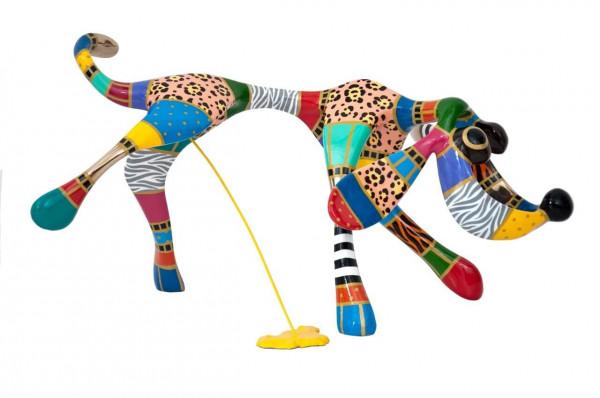 絢爛圖案結合細膩線條構建造型獨特的雕塑作品