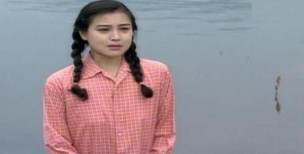 趙明明：失敗的婚姻給她造成心靈創傷，為了女兒至今未嫁