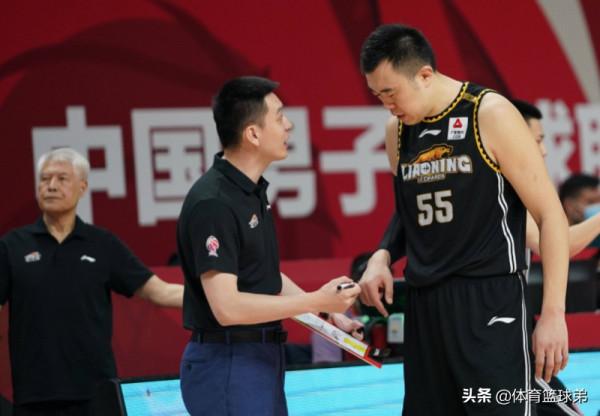 這次楊鳴必然奪冠,不僅郭艾倫已滿血,遼寧整體的進步也不小 這次楊鳴必然奪冠,不僅郭艾倫已滿血,遼寧整體的進步也不小