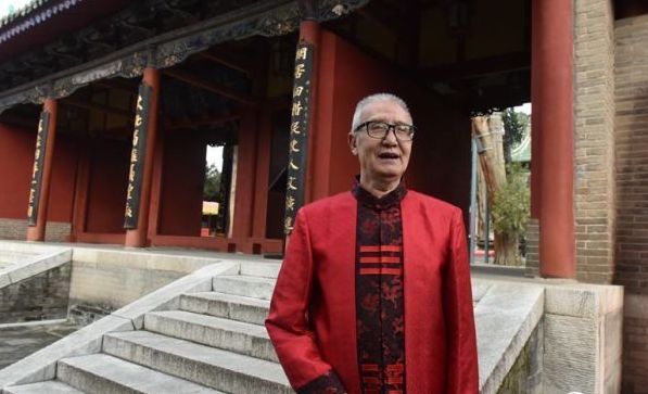 他是老曲藝演員,50歲登春晚演雙簧忽然走紅,如今已經84歲 他是老曲藝演員,50歲登春晚演雙簧忽然走紅,如今已經84歲