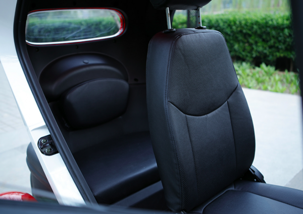 最大續航190公里,支援太陽能充電,飛諾電動三輪車測評 最大續航190公里,支援太陽能充電,飛諾電動三輪車測評