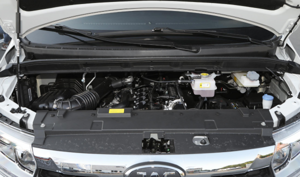 瑞風M3用車成本分析，3000km公里首保免費，每公里油耗費用0&period;58元