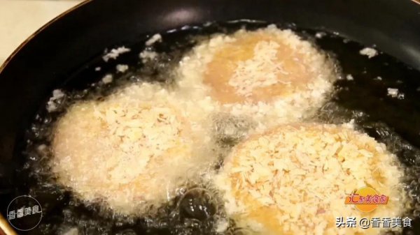 每天一個偷懶小技巧，簡單兩步就能搞定炸肉排