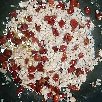 一吃就上癮的辣菜炒肉