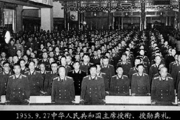 55年授銜時，十大開國元帥夫人被授什麼銜？分別擔任什麼職務？