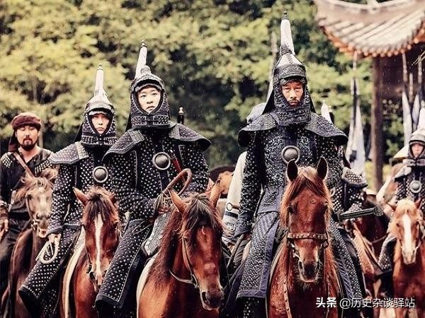 八旗軍崛起簡史:努爾哈赤6萬騎射精銳,皇太極打造巔峰鑲黃旗 八旗軍崛起簡史:努爾哈赤6萬騎射精銳,皇太極打造巔峰鑲黃旗