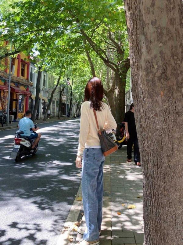 秋天褲子不用買太多，這幾款就夠了，顯高還修身，高階洋氣又減齡