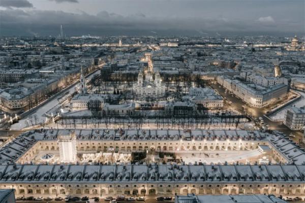 夏日劇場,冬日滑雪:俄羅斯Nikolsky Rows商業廣場改造案例現狀 夏日劇場,冬日滑雪:俄羅斯Nikolsky Rows商業廣場改造案例現狀