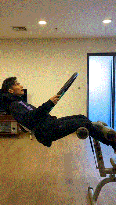 《突圍》六位“大叔級”演員，顏值一流，身材一流，演技亦一流