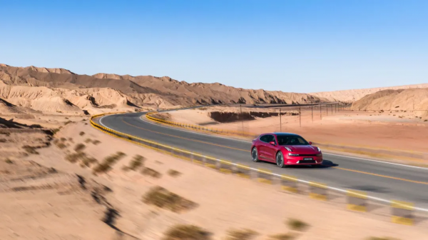 行業 &vert; 柯馬向吉利威睿交付電驅動裝配線