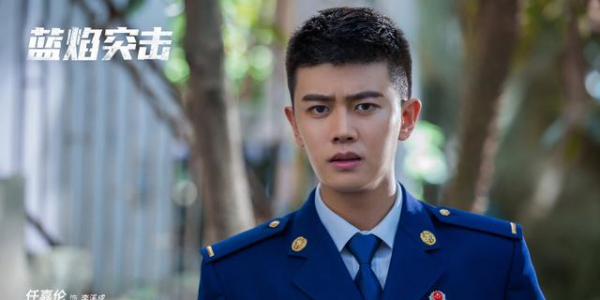 年底28部待播劇，王一博龔俊新舊流量大PK，楊冪趙麗穎打擂臺