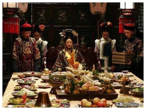 古代皇帝吃啥？御膳啥檔次？我們現在的生活是否能比
