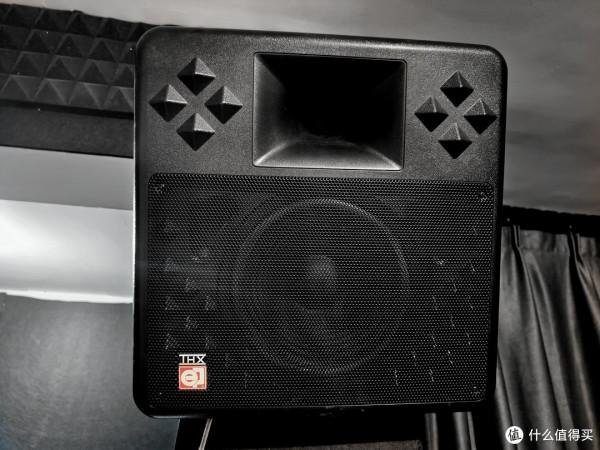 自己動手裝別墅：1萬元打造家庭iMAX電影院