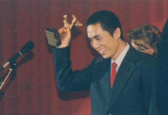 看過周迅版的《紅高粱》，再和鞏俐版一比，差距就出來了