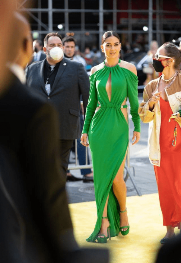 梅麗莎·巴雷拉出席電影節首映,笑容甜美,非常有魅力 梅麗莎·巴雷拉出席電影節首映,笑容甜美,非常有魅力