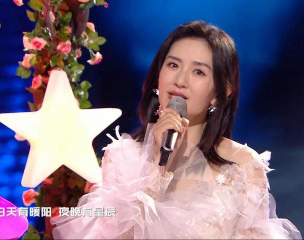 芒果臺跨年晚會主持陣容大洗牌,快樂家族變過去,齊思鈞或受力捧 芒果臺跨年晚會主持陣容大洗牌,快樂家族變過去,齊思鈞或受力捧