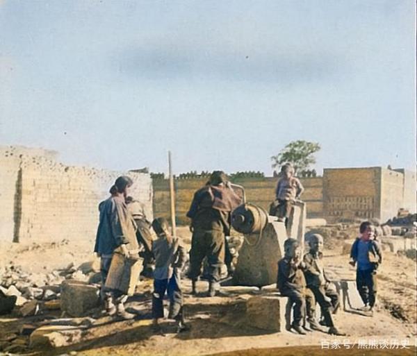 百年前的邯鄲是何模樣？日本歌姬街邊閒逛，技藝精湛的陶瓷工人