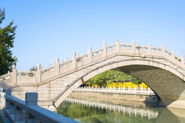 中國唯一主動退出4A景區的寺院，門票降至5元卻依然火爆