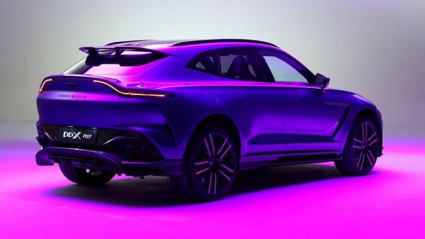 目前市場最強燃油SUV，阿斯頓&CenterDot;馬丁DBX707正式釋出