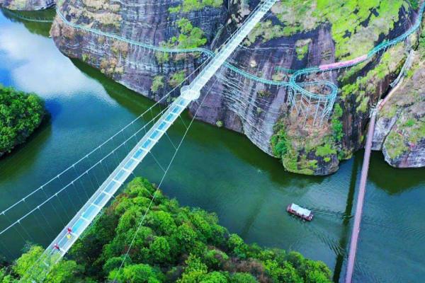 江西一冷門景區，因附近有兩座如鍾似鼓的山得名，景美卻少為人知