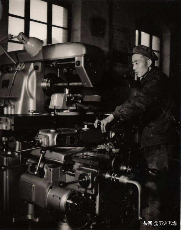 外國廠長能辦到的事，中國廠長為何辦不到？記中國第一位洋廠長