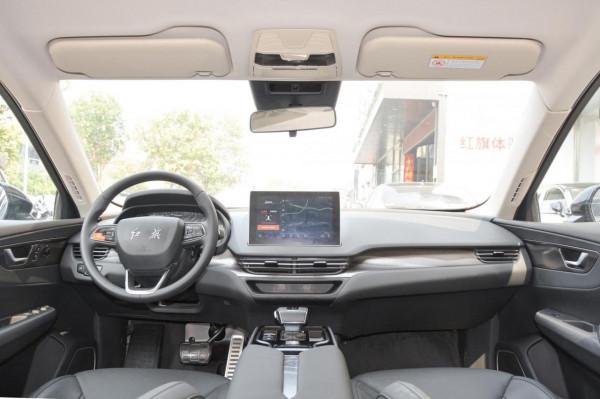 紅旗E-QM5,外觀優雅,軸距2990mm,空間寬敞,純電續航里程431km 紅旗E-QM5,外觀優雅,軸距2990mm,空間寬敞,純電續航里程431km