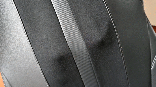 電競椅+按摩是什麼體驗？傲勝「天王椅」使用體驗