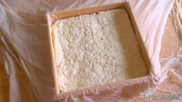 沒有石膏,沒有內脂,一種常見的調味料就能點出豆腐 沒有石膏,沒有內脂,一種常見的調味料就能點出豆腐