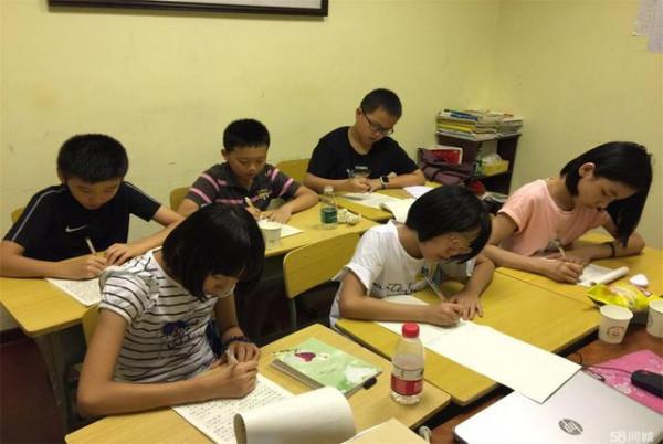 補習班涼了後，這3類培訓班又“雄起”了，教育部表示：不在範圍