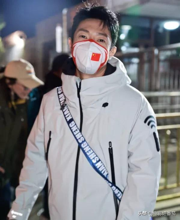 元宵晚會彩排：金晨美目顧盼，小撒如鄰家哥哥，萬茜短髮衛衣颯爽