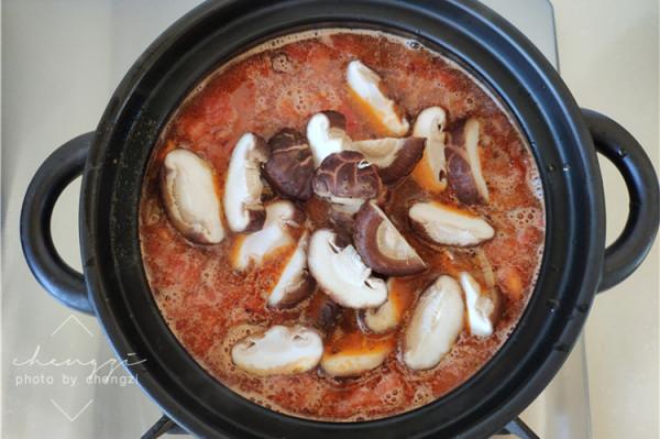 天冷了,吃炒菜不如燉菜,幾種食材燉一鍋,鮮美營養,熱乎又暖身 天冷了,吃炒菜不如燉菜,幾種食材燉一鍋,鮮美營養,熱乎又暖身