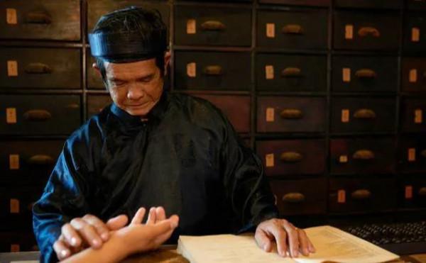 腰間盤突出中藥配方：兩大中藥配方不能忽視