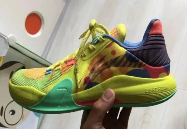 閃擊8代斷底被召回,休閒鞋被質疑抄襲,李寧又翻車了麼? 閃擊8代斷底被召回,休閒鞋被質疑抄襲,李寧又翻車了麼?