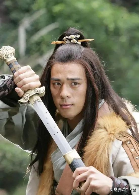 被張紀中力捧的金庸男主現狀：黃曉明突破，鄧超轉型，胡軍翻紅