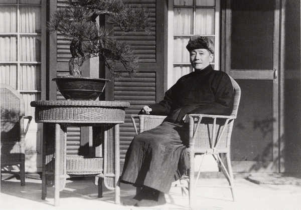 蔣百里:當學生面拔槍自戕,獲救後娶護士,去世時妻子被疑為兇手 蔣百里:當學生面拔槍自戕,獲救後娶護士,去世時妻子被疑為兇手