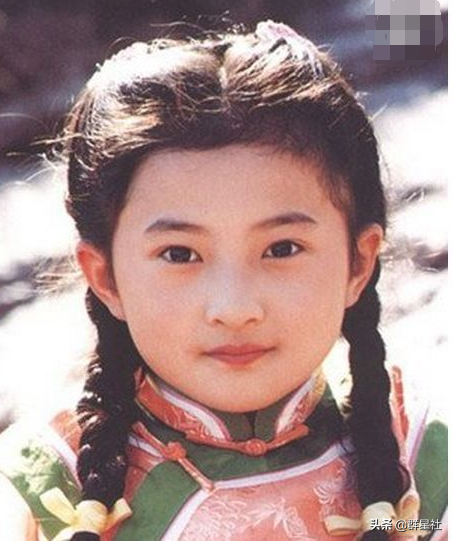 盤點小時候貌美如花,長大卻讓人惋惜的女童星 盤點小時候貌美如花,長大卻讓人惋惜的女童星