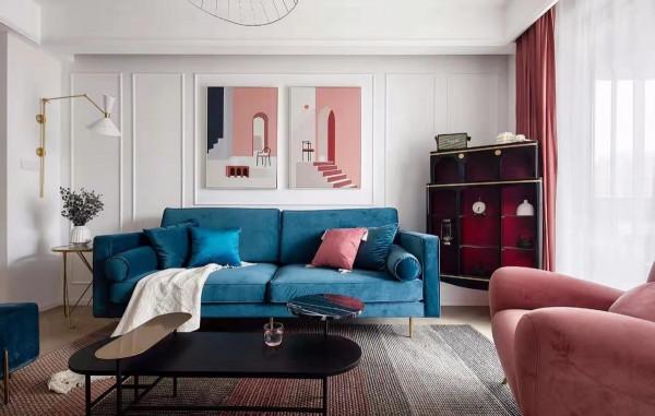 客廳裝飾畫這樣掛,顏值蹭蹭翻倍 客廳裝飾畫這樣掛,顏值蹭蹭翻倍