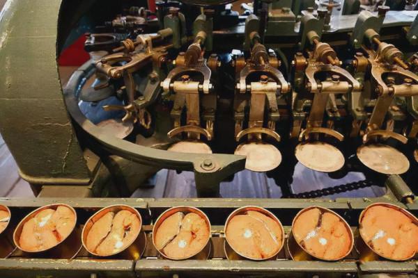 加拿大龍蝦加工的那些事:從龍蝦罐頭到自嗨鍋 加拿大龍蝦加工的那些事:從龍蝦罐頭到自嗨鍋