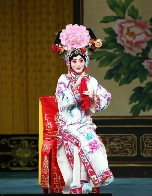 京劇界那些自殺、他殺離世的名角兒 京劇界那些自殺、他殺離世的名角兒