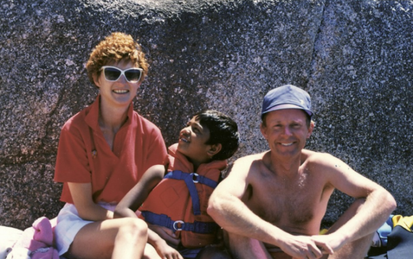 男子5歲時意外走失，25年後靠街景地圖找回家，母親竟在原地等他