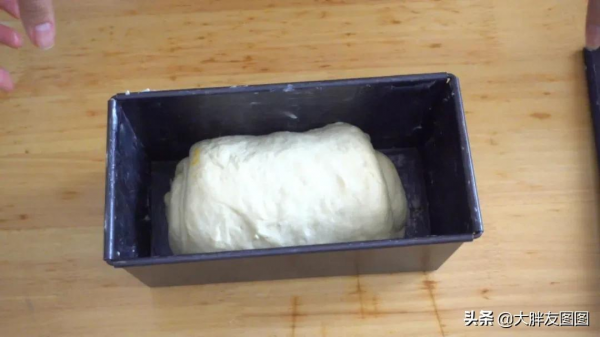 如何在家做鹹蛋黃手撕麵包？這個配方太好了，比買的還香