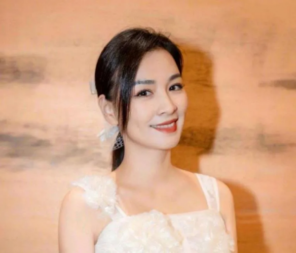 5位轉行的演員：蘇翊鳴在冬奧會創歷史摘銀牌，張庭公司涉嫌傳銷