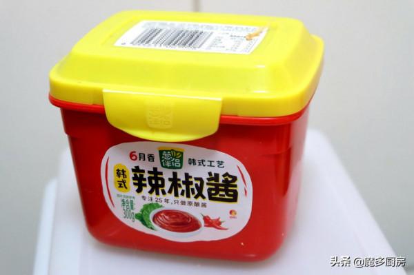 全職媽媽一個人在家，煮個小火鍋解決午飯，簡單省事又好吃